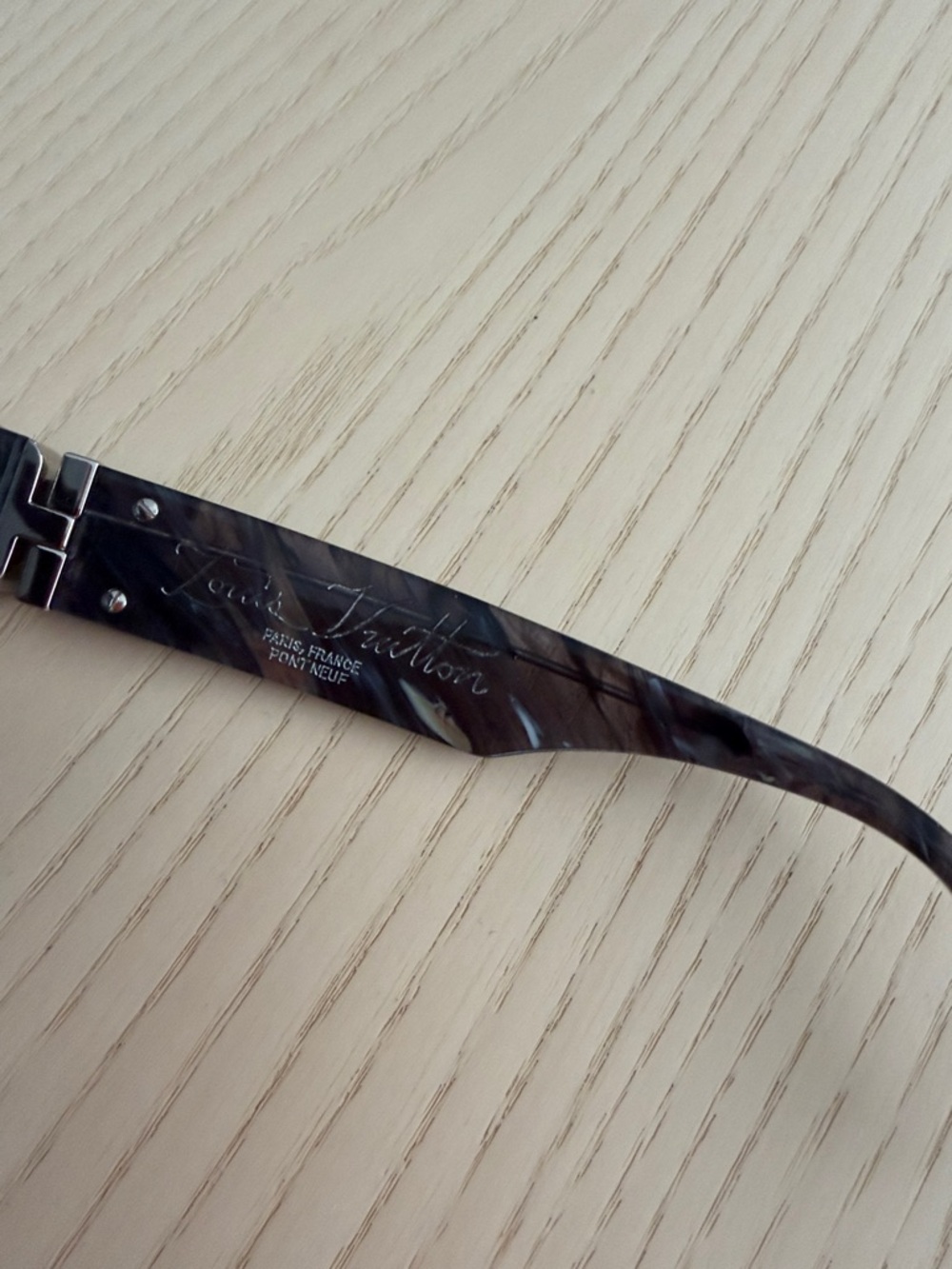 Louis Vuitton Sunglasses - Picture 8 of 13